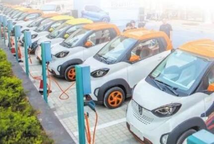 新基建東風(fēng)吹，充電樁市場(chǎng)將會(huì)迎來怎樣的新一年?