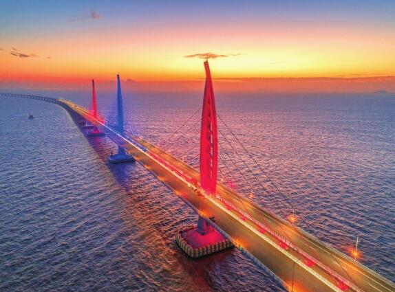 南方電網(wǎng)公司釋放改革能量 為“六穩(wěn)”“六?！痹鰟恿? width=