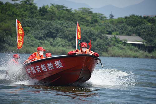“險(xiǎn)來(lái)將擋”，廈門(mén)這場(chǎng)防汛應(yīng)急演練，超燃！