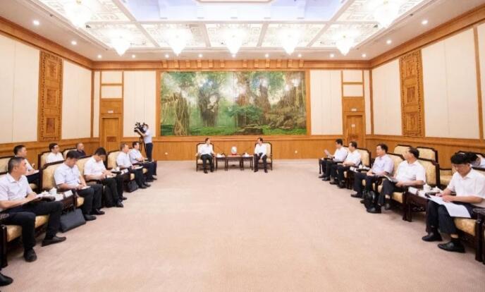 中核集團(tuán)總經(jīng)理、黨組副書記顧軍與福建省委副書記、代省長(zhǎng)王寧會(huì)談