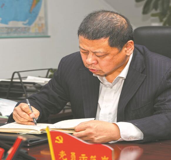 有他在，大家心里就有底了——記國家電網有限公司特等勞動模范汪波
