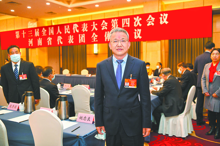 全國(guó)人大代表國(guó)網(wǎng)新源控股有限公司董事長(zhǎng)、黨委書記 侯清國(guó)：完善電價(jià)機(jī)制 促進(jìn)抽水蓄能
