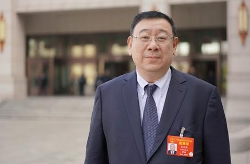國網(wǎng)湖南省電力有限公司董事長、黨委書記 孟慶強(qiáng):推動(dòng)電池儲(chǔ)能產(chǎn)業(yè)發(fā)展 助力實(shí)現(xiàn)碳達(dá)峰、碳中和目標(biāo)
