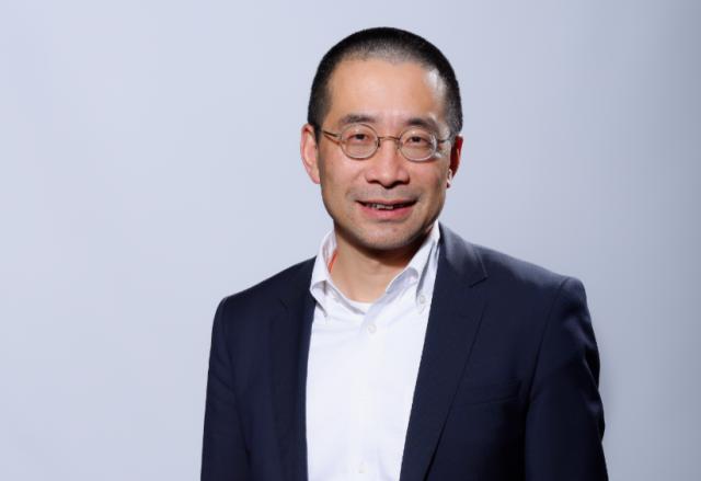 施耐德電氣全球執(zhí)行副總裁、中國區(qū)總裁尹正：提升能源效率助力實(shí)現(xiàn)碳中和