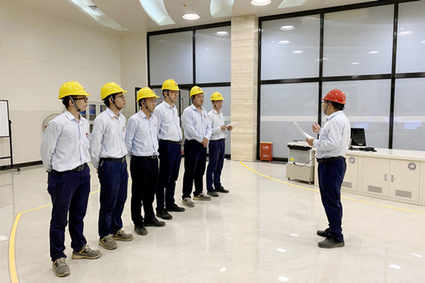 國(guó)能（連江）港電有限公司運(yùn)行部組織開(kāi)展廠(chǎng)用電中斷應(yīng)急演練