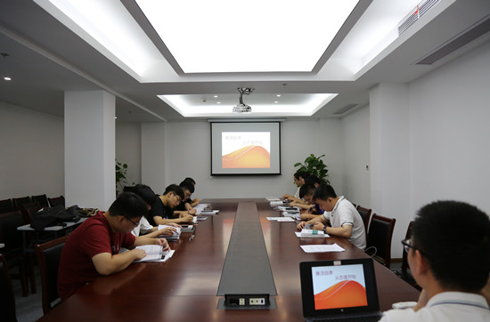 國(guó)網(wǎng)寧波奉化區(qū)供電：扣好從業(yè)“第一粒紐扣”，開(kāi)啟新員工廉潔守護(hù)