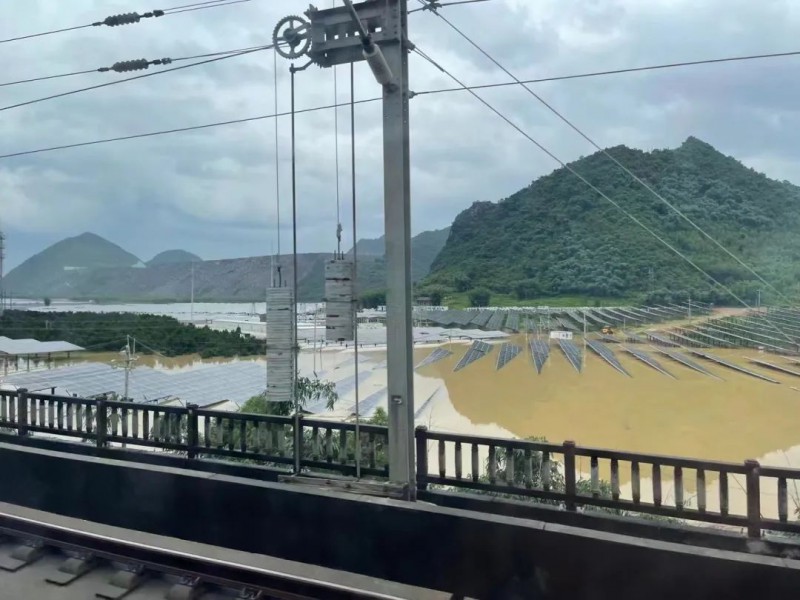 地面電站秒變漂浮電站，又一光伏電站被水淹！
