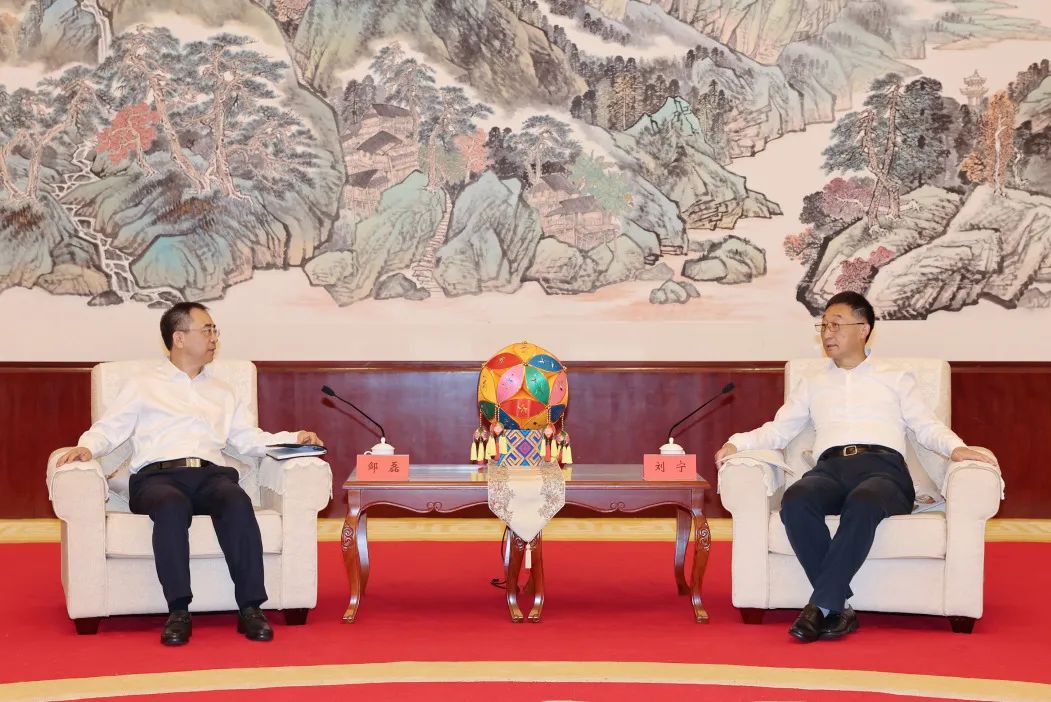 大唐集團(tuán)黨組書記、董事長鄒磊拜會廣西壯族自治區(qū)黨委書記劉寧