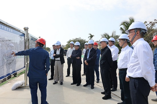 華能集團(tuán)外部董事到海南分公司及昌江、石島灣核電基地調(diào)研