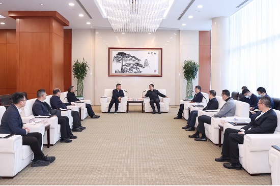 鄧建玲會(huì)見福建省政協(xié)副主席、漳州市委書記張國(guó)旺