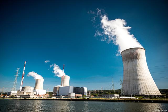 核電報(bào)告：綠電基建大時(shí)代，核電迎再次騰飛
