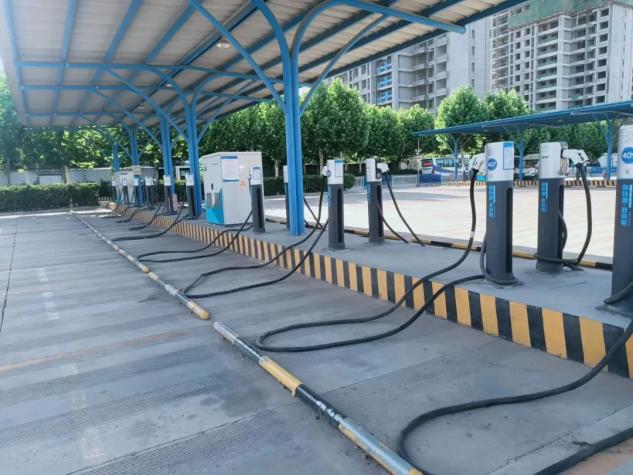 即日起，聊城汽車總站充電樁對(duì)外開(kāi)放啦!
