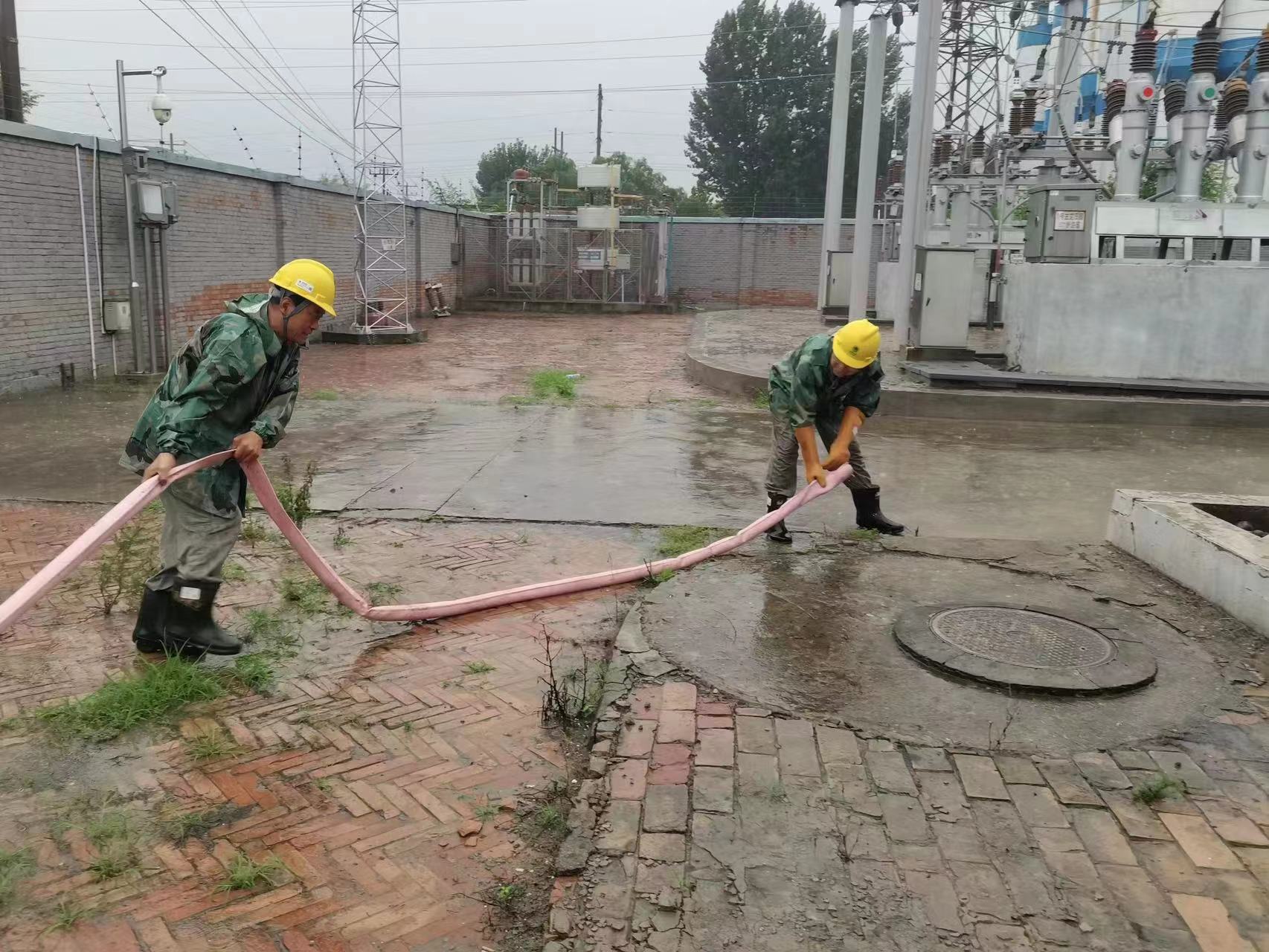 京津冀地區(qū)迎來極端強(qiáng)降雨，國(guó)網(wǎng)冀北電力近7000人迎戰(zhàn)