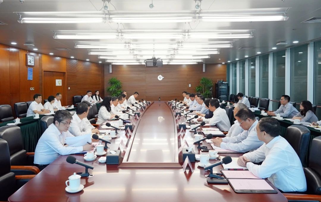 中國能建黨委書記、董事長宋海良與中國海油黨組書記、董事長汪東進會談
