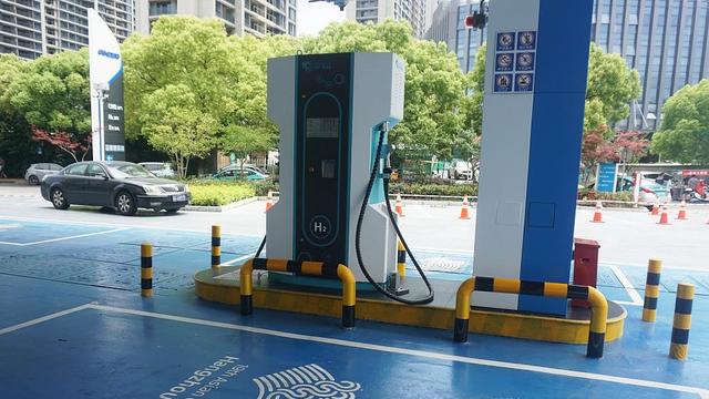 加快培育氫燃料電池汽車產(chǎn)業(yè)，浙江超前布局加氫站建設(shè)