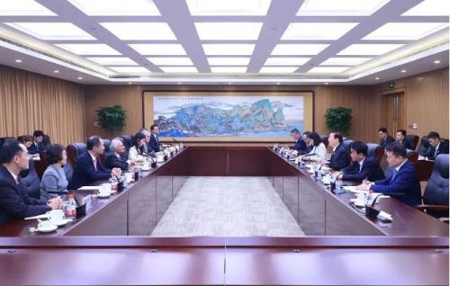 國家電網(wǎng)與香港中電集團推動清潔能源開發(fā)利用、促進新能源發(fā)展等方面深化合作