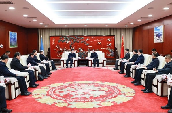 江毅會(huì)見內(nèi)蒙古自治區(qū)黨委常委、常務(wù)副主席黃志強(qiáng)
