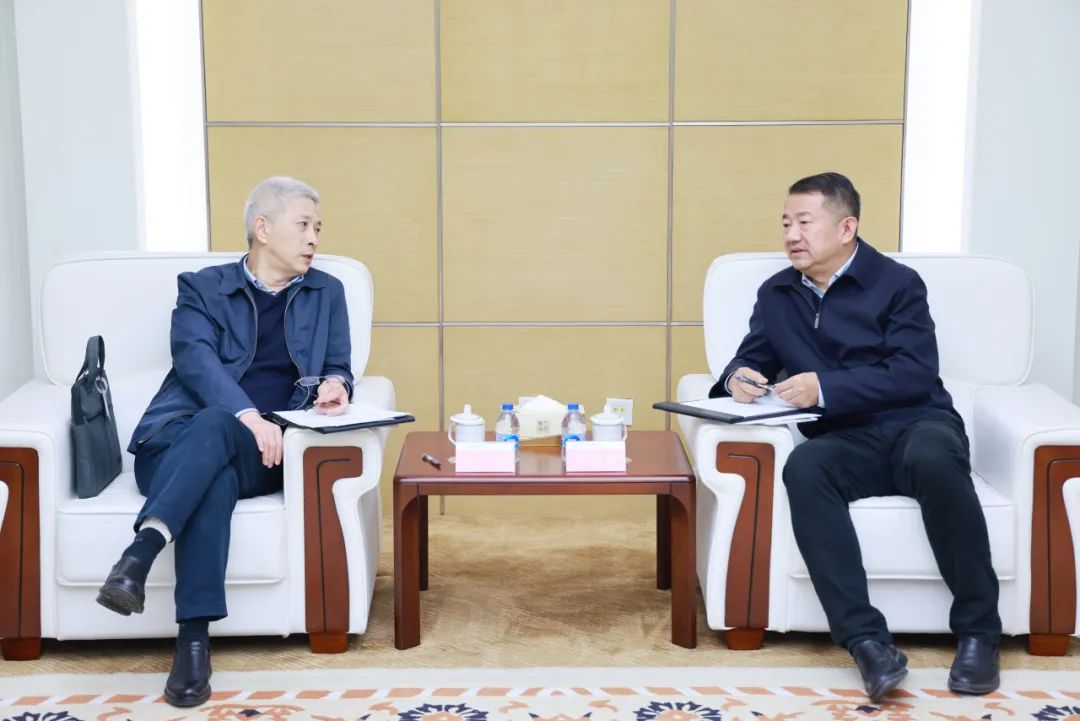 中國一重集團(tuán)黨委書記、董事長徐鵬一行拜訪大唐環(huán)境黨委書記、董事長朱利明