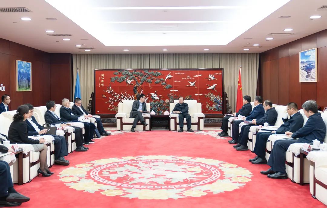 華電黨組書記、董事長江毅會(huì)見上海電氣集團(tuán)黨委書記、董事長吳磊