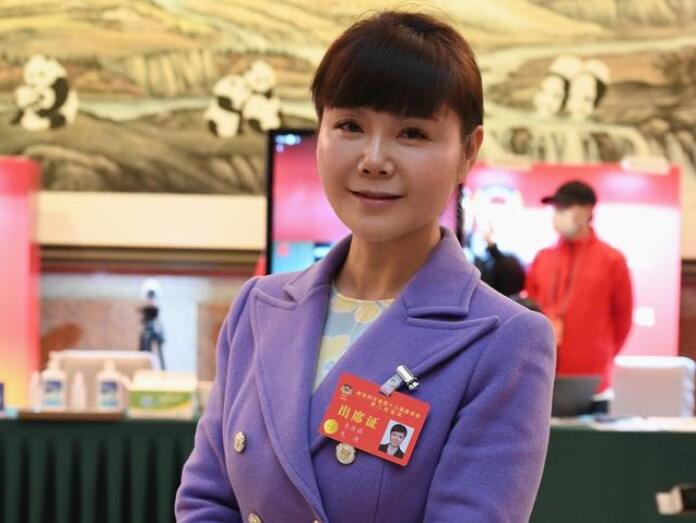 四川省政協(xié)委員李佳蔚：四川要優(yōu)化碳產(chǎn)品、參與碳交易，不斷完善碳設(shè)施
