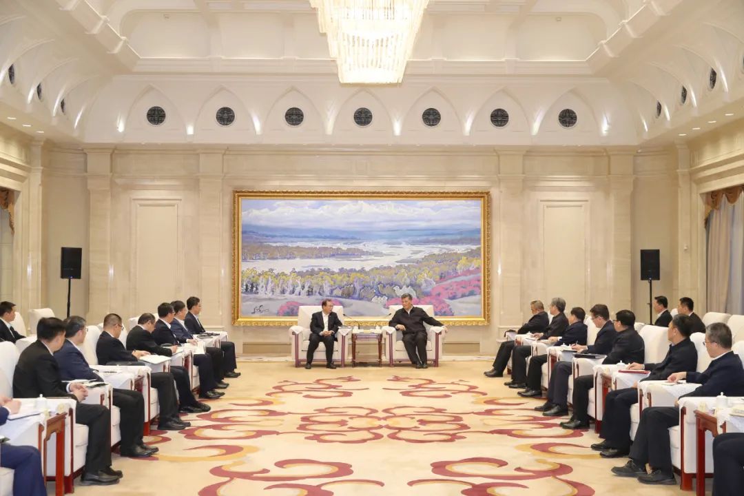 華電集團黨組書記、董事長江毅拜會新疆維吾爾自治區(qū)主要領(lǐng)導(dǎo)