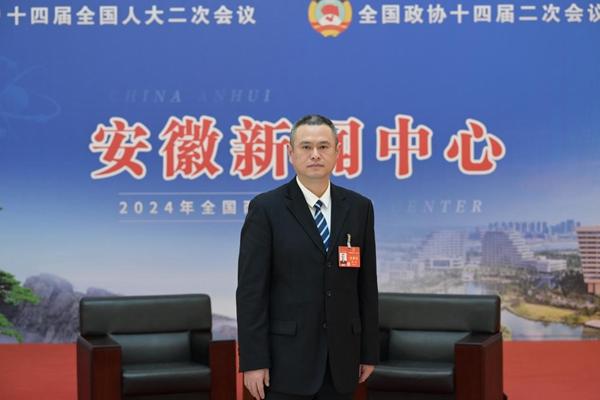 程韜代表：支持引入新質生產(chǎn)力，鼓勵新能源商用車發(fā)展