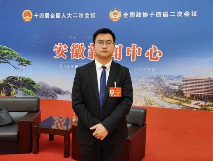 全國(guó)人大代表、國(guó)軒高科姚金?。簶?biāo)準(zhǔn)、技術(shù)、產(chǎn)業(yè)鏈多管齊下，推動(dòng)電化學(xué)儲(chǔ)能產(chǎn)業(yè)高質(zhì)量發(fā)展