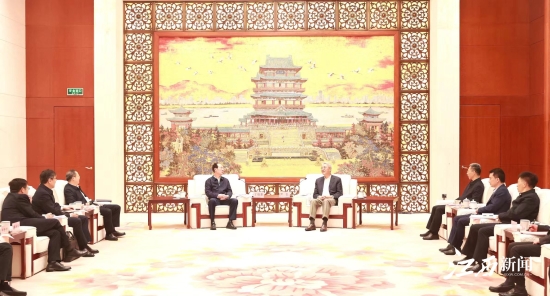 中國(guó)電建黨委書(shū)記、董事長(zhǎng)丁焰章拜會(huì)江西省委書(shū)記尹弘