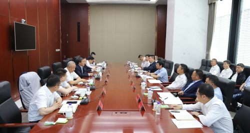 中國(guó)電建黨委常委、副總經(jīng)理劉源源與晉能控股集團(tuán)黨委書(shū)記、董事長(zhǎng)李國(guó)彪舉行會(huì)談
