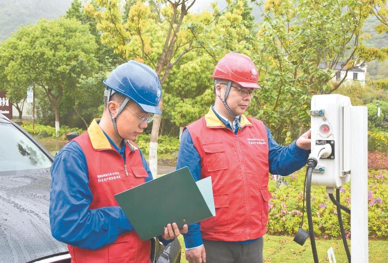 陳鳴：“空心村”變“開心村”，供電服務(wù)總相伴