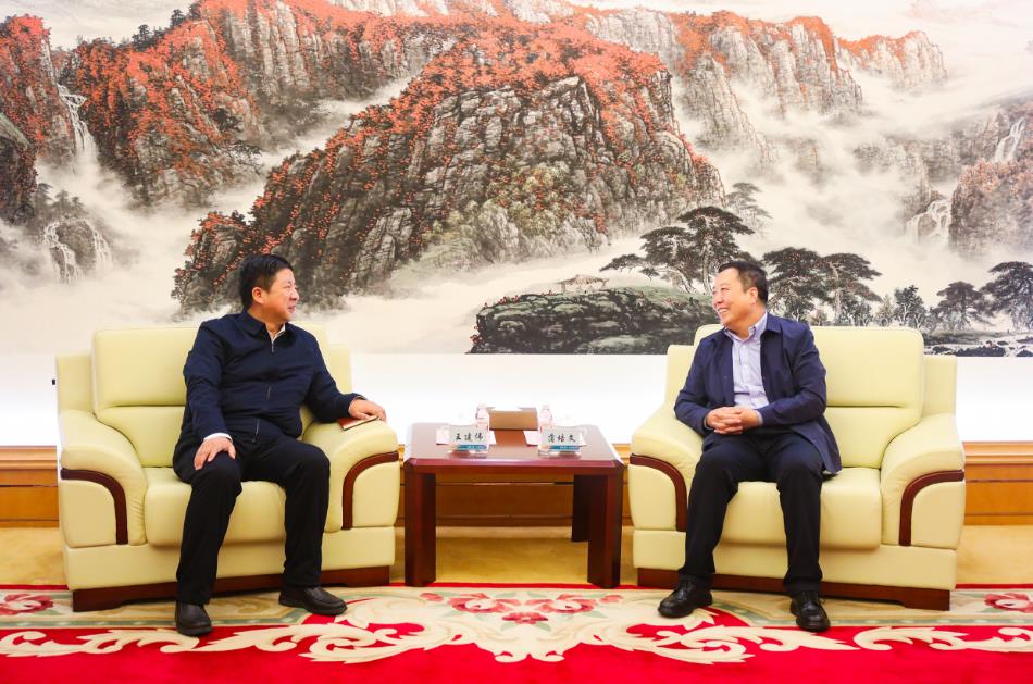 大唐甘肅公司黨委書記、董事長王建偉與甘肅電投集團黨委書記、董事長蒲培文會談
