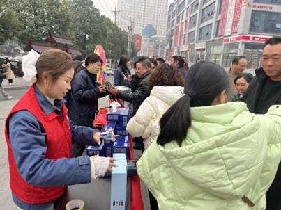 貴州遵義正安供電局：供電送祝福，情暖返鄉(xiāng)路
